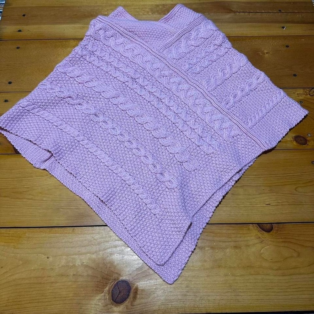 Aran Crafts Merino Wool Poncho Pink Youth Large Cable Knit Ireland A26